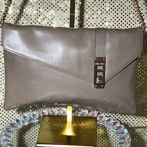 Henri Bendel Taupe Leather Shoulder Bag w/Gold Turn-lock Clasp & Dustbag 11” x8”
